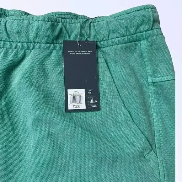 NWT VRST Men’s Shorts – Size Small – Classic Green – 100% Cotton – 7” Inseam - Picture 5 of 5